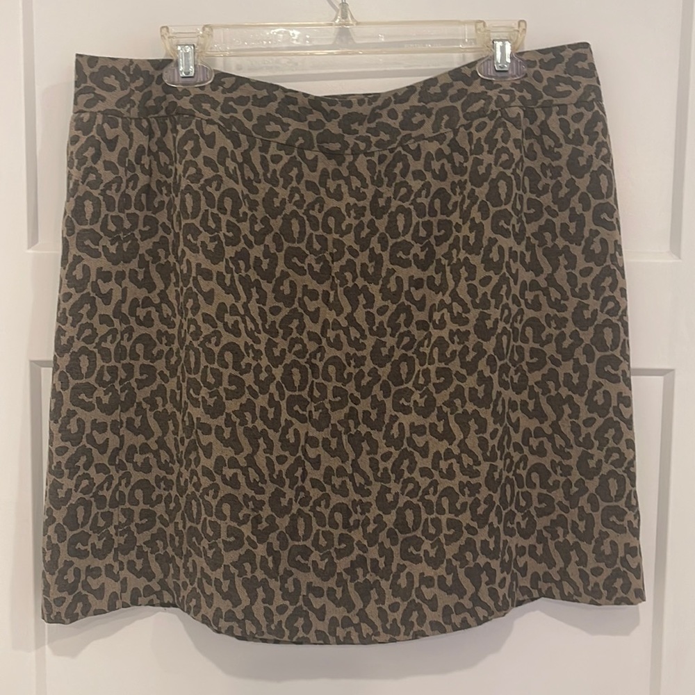 Banana Republic Leopard Print Skirt - size 14